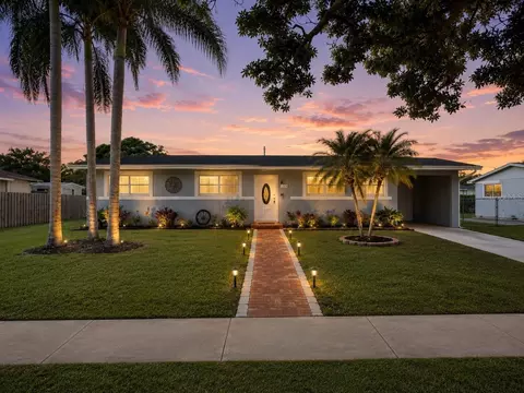 1029 W Country Club Cir, Fort Lauderdale, FL 33317