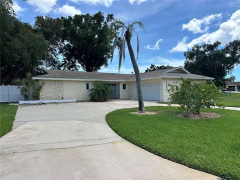 1500 N Dakota Ave NE, Saint Petersburg, FL 33703