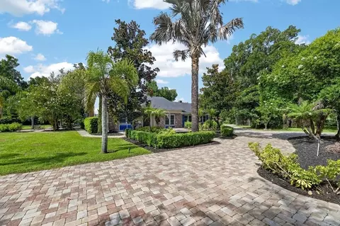 2715 Little Rd, Valrico, FL 33596