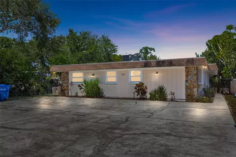 208 Jody Ct, Largo, FL 33771