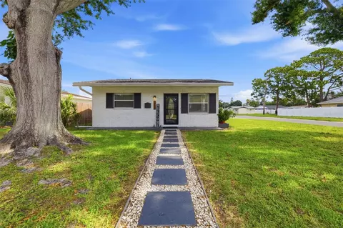801 89th Ave N, Saint Petersburg, FL 33702