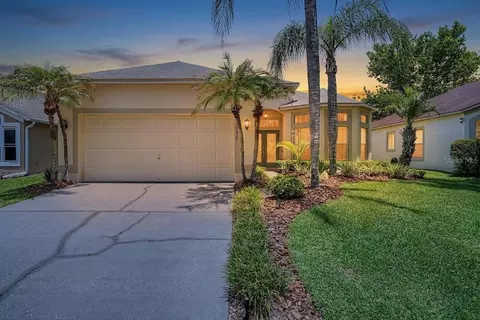19027 Weatherstone Dr, Tampa, FL 33647