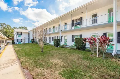 200 Glennes Ln #205, Dunedin, FL 34698
