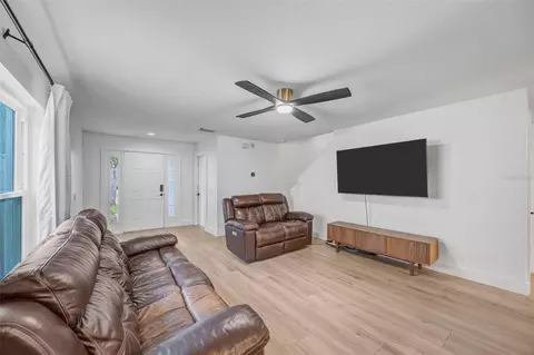 Entry Way - 8427 Hawbuck St, Trinity, FL 34655 photo 3 of 5