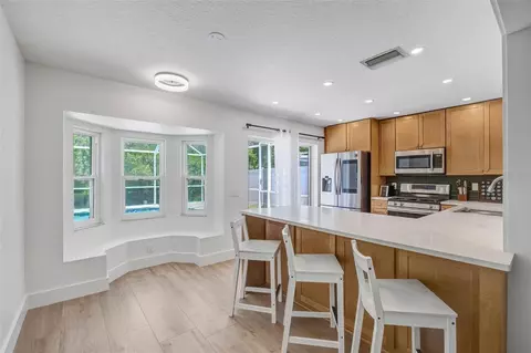 Kitchen - 8427 Hawbuck St, Trinity, FL 34655 photo 7 of 9
