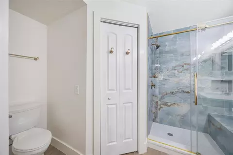 Bath - 8427 Hawbuck St, Trinity, FL 34655 photo 2 of 4