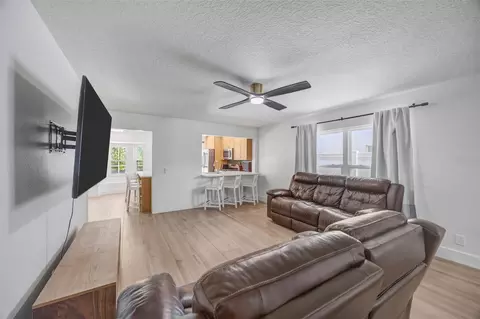 Living - 8427 Hawbuck St, Trinity, FL 34655 photo 2 of 2