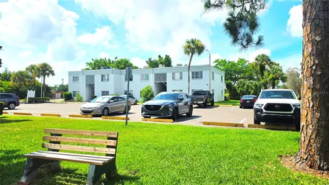 851 N Keene Rd #Y7, Clearwater, FL 33755