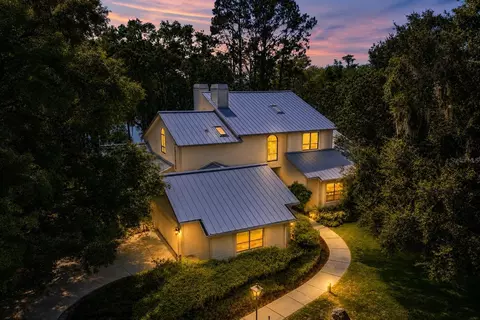 17810 Crawley Rd, Odessa, FL 33556