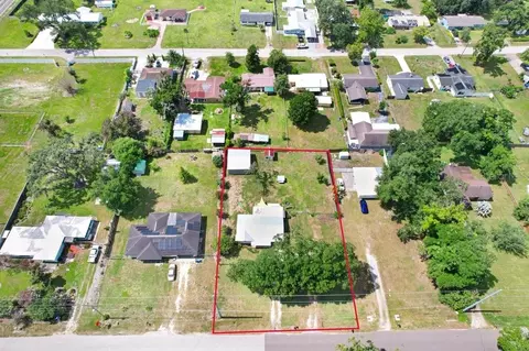 5211 Glen Harwell Rd, Plant City, FL 33566