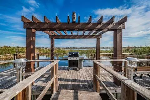 Exterior - 10195 Sailwinds Blvd N #201, Largo, FL 33773 photo 11 of 24