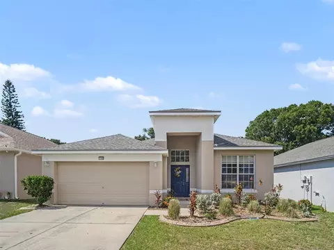 Exterior - 11102 Silver Dancer Dr, Riverview, FL 33579 photo 2 of 5