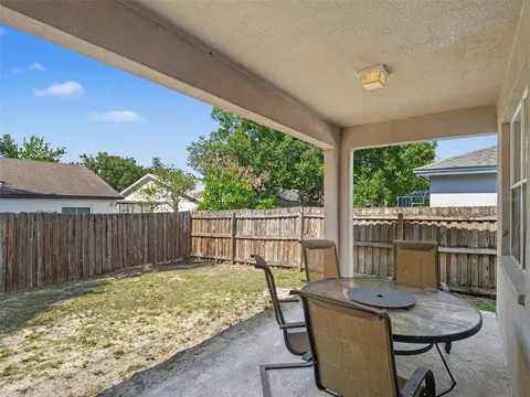 Exterior - 11102 Silver Dancer Dr, Riverview, FL 33579 photo 4 of 5