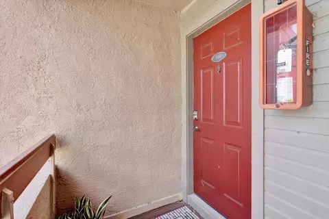 10265 Gandy Blvd N #906, Saint Petersburg, FL 33702