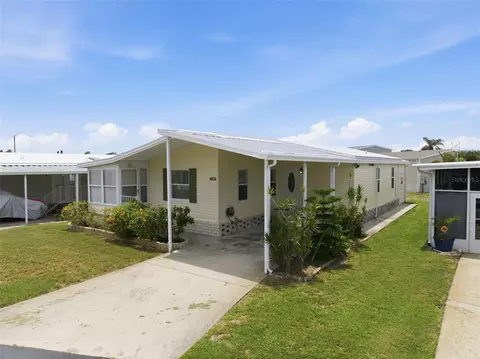 6826 Mount Orange Dr NE #383, Saint Petersburg, FL 33702