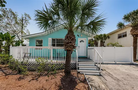 504 70th Ave, Saint Pete Beach, FL 33706