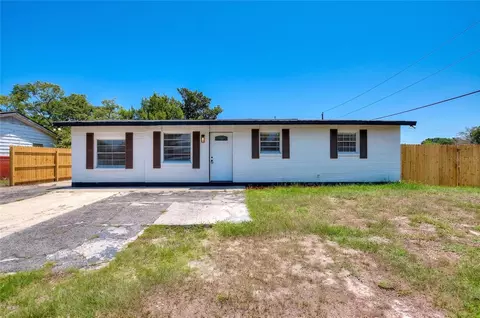 8204 Allamanda Ave, Tampa, FL 33619