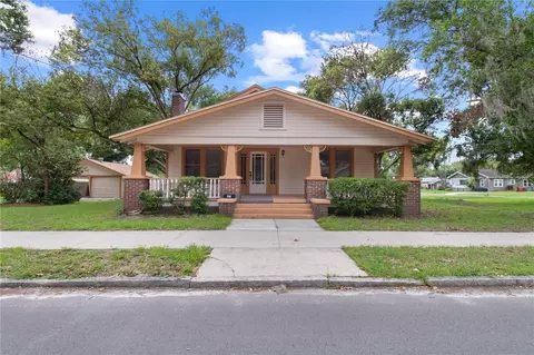 907 N Clark St, Plant City, FL 33563