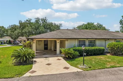 2017 Hampstead Cir, Sun City Center, FL 33573