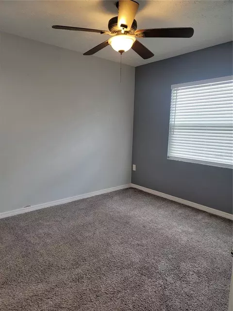 Bedroom - 2901 Beagle Pl, Seffner, FL 33584 photo 2 of 3