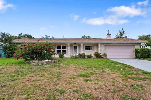 1831 Oak Lake Dr, Clearwater, FL 33764