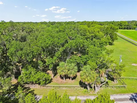 8792 S Steed Ter, Floral City, FL 34436