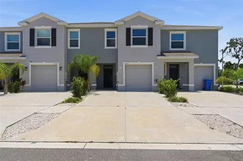 5005 Gilded Bard Ct, Wimauma, FL 33598