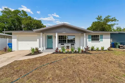 2171 Pocahontas Dr, Largo, FL 33774