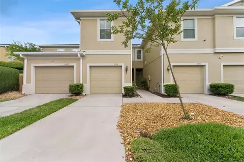 2129 Lennox Dale Ln, Brandon, FL 33510