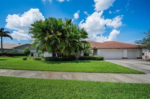 107 Woodcreek Dr S, Safety Harbor, FL 34695