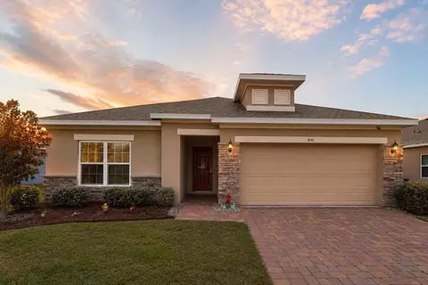 833 Avenal Ln, Davenport, FL 33837