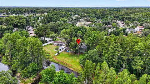 View/Area - 910 Hillside Dr, Lutz, FL 33549 photo 4 of 5