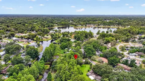 View/Area - 910 Hillside Dr, Lutz, FL 33549 photo 1 of 5