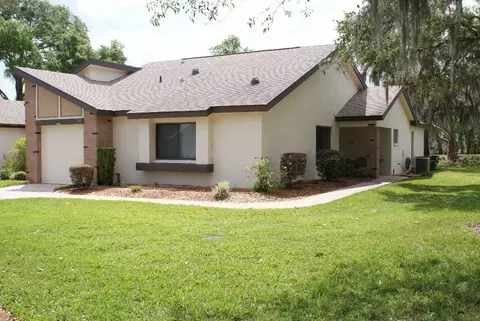 7445 Crestwood Dr, Weeki Wachee, FL 34613