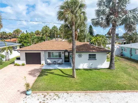 430 88th Ave, Saint Pete Beach, FL 33706