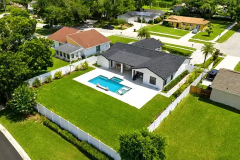 906 Samy Dr, Tampa, FL 33613