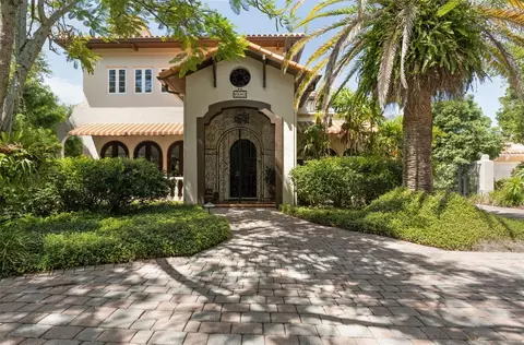 4803 W Woodmere Rd, Tampa, FL 33609