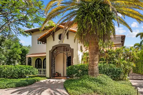 4803 W Woodmere Rd, Tampa, FL 33609