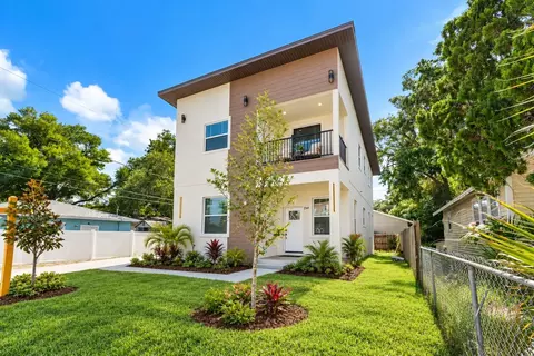2141 Upton Ct S, Saint Petersburg, FL 33712
