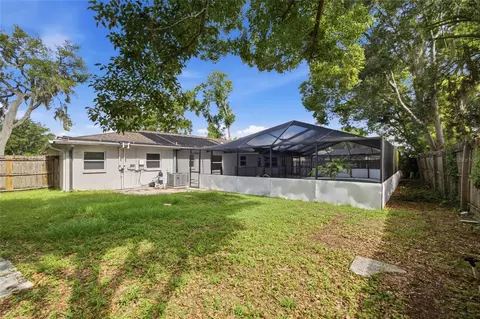 Exterior - 2969 Forest Cir, Seffner, FL 33584 photo 8 of 9