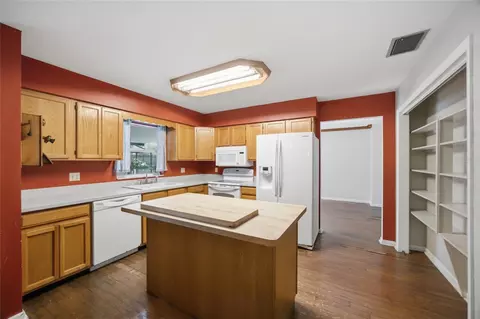 Kitchen - 2969 Forest Cir, Seffner, FL 33584 photo 1 of 1