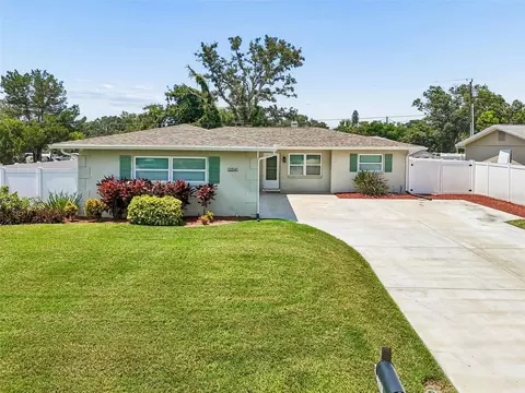 13541 87th Pl, Seminole, FL 33776