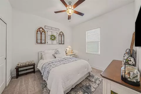 Bedroom - 12840 Bergstrom Bay Dr, Riverview, FL 33579 photo 3 of 5