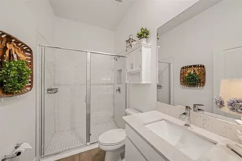 Bath - 12840 Bergstrom Bay Dr, Riverview, FL 33579 photo 4 of 4