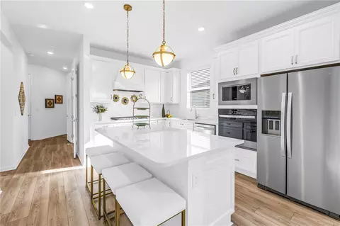 Kitchen - 9442 Ballaster Pointe, Parrish, FL 34219 photo 6 of 7