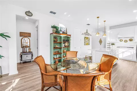 Dining - 9442 Ballaster Pointe, Parrish, FL 34219 photo 2 of 3