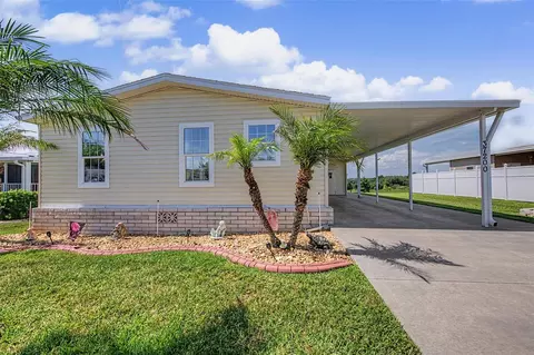 37200 Neukom Ave, Zephyrhills, FL 33541