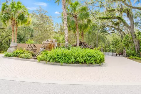 4876 Rambling River Rd, Brandon, FL 33511 photo 2