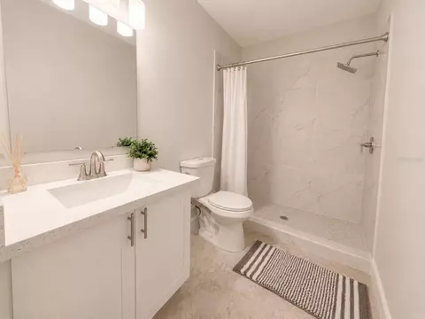 Bath - 13326 Laraway Dr, Riverview, FL 33579 photo 2 of 2
