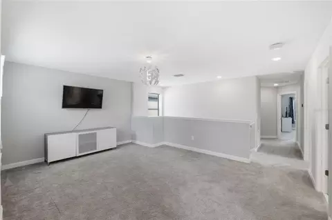 Entry Way - 9731 Ivory Dr, Ruskin, FL 33573 photo 4 of 5